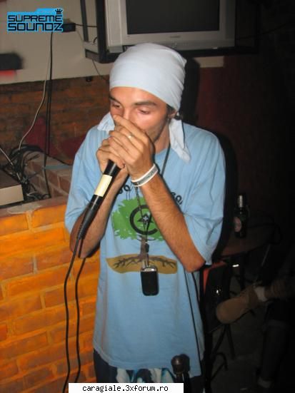 poze tot inseamna muzik phlorica beatboxer