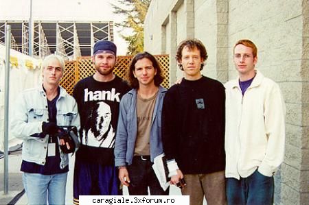 genuri muzica ascultati? pearl jam..