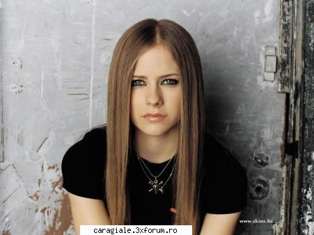 poze tot inseamna muzik avril again Naughty Angel
