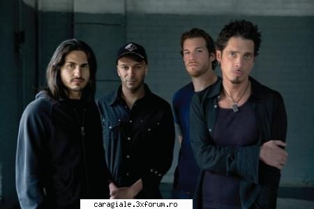 poze tot inseamna muzik audioslave