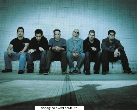 poze tot inseamna muzik linkin park...... Naughty Angel