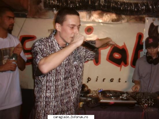 poze tot inseamna muzik vick meu