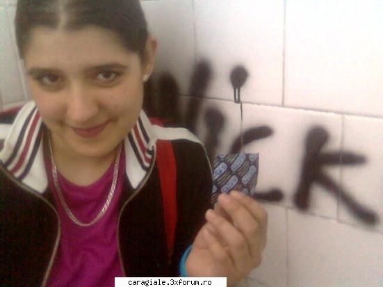 Poze III - claudia_2pac_caragiale - Recycle Bin Laden