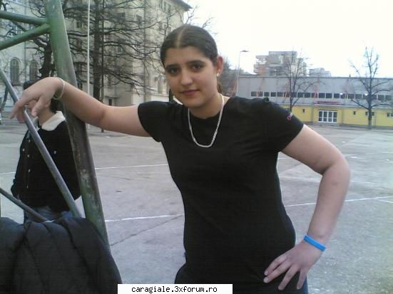 Poze III - claudia_2pac_caragiale - Recycle Bin Laden
