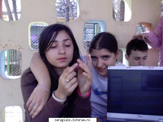 Poze III - claudia_2pac_caragiale - Recycle Bin Laden
