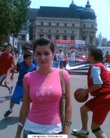 Poze III - streetball 2006 :D - Recycle Bin Laden