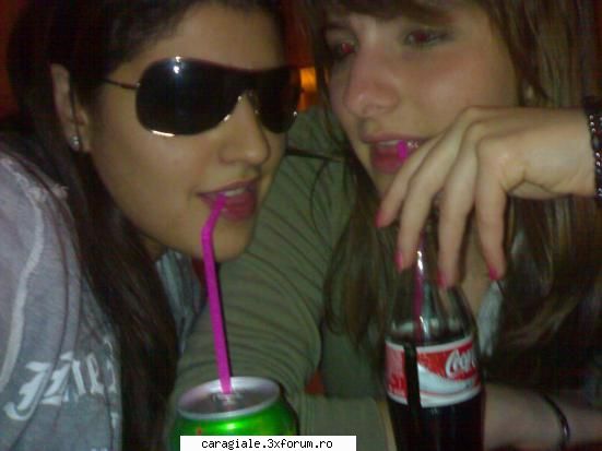 Poze III - la un shuk cu fetele pe la mene la bar=)) - Recycle Bin Laden
