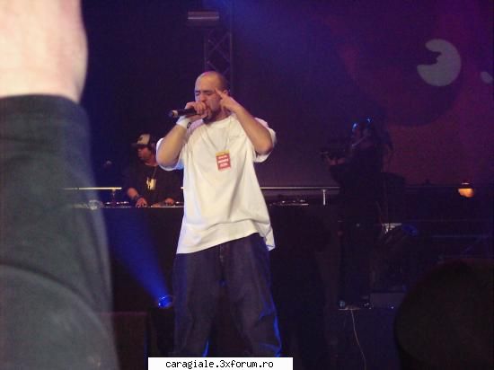 Wu-Tang Killa Beez in Bucureshti - Tomi - Recycle Bin Laden