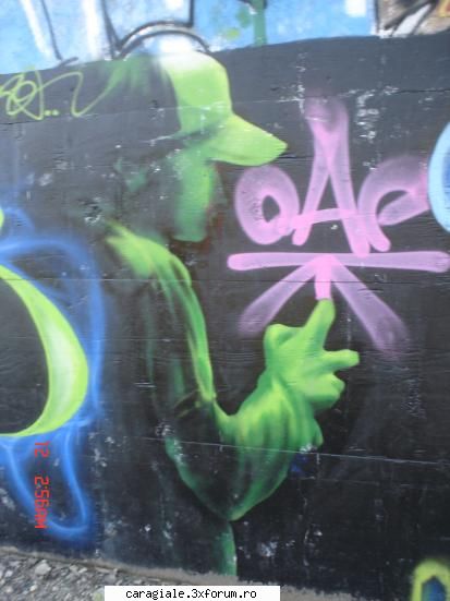 graffiti ... arta sau vandalism ??? - in groapa prin berceni - Recycle Bin Laden
